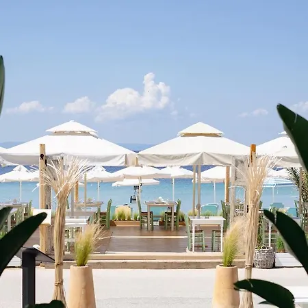 Xenios Zeus 2* 尼基季