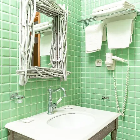 Xenios Zeus Отель