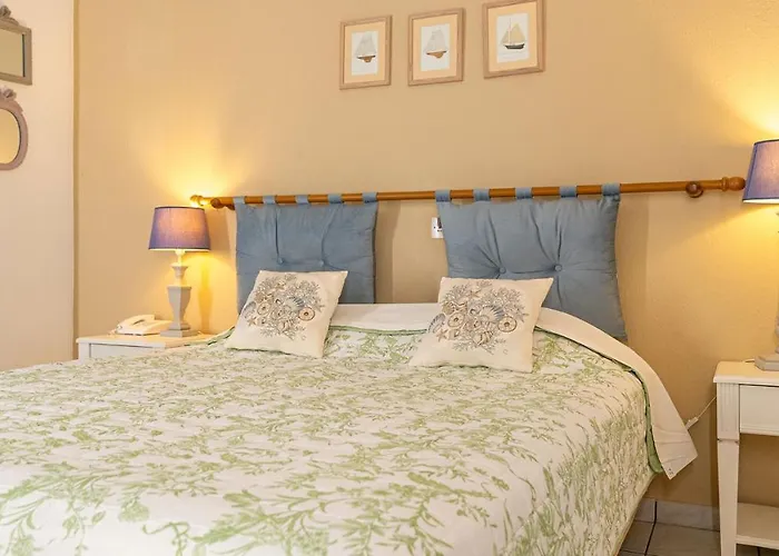 Xenios Zeus Hotel 2*